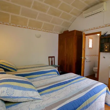 Villa Cala Blanca Sleeps 8 Pool Air Con Wifi *